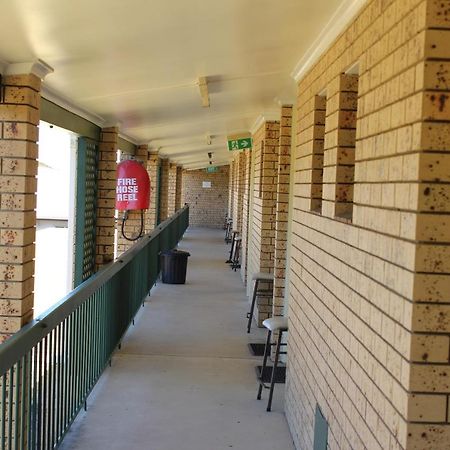 Sun Plaza Motel - Mackay Eksteriør bilde