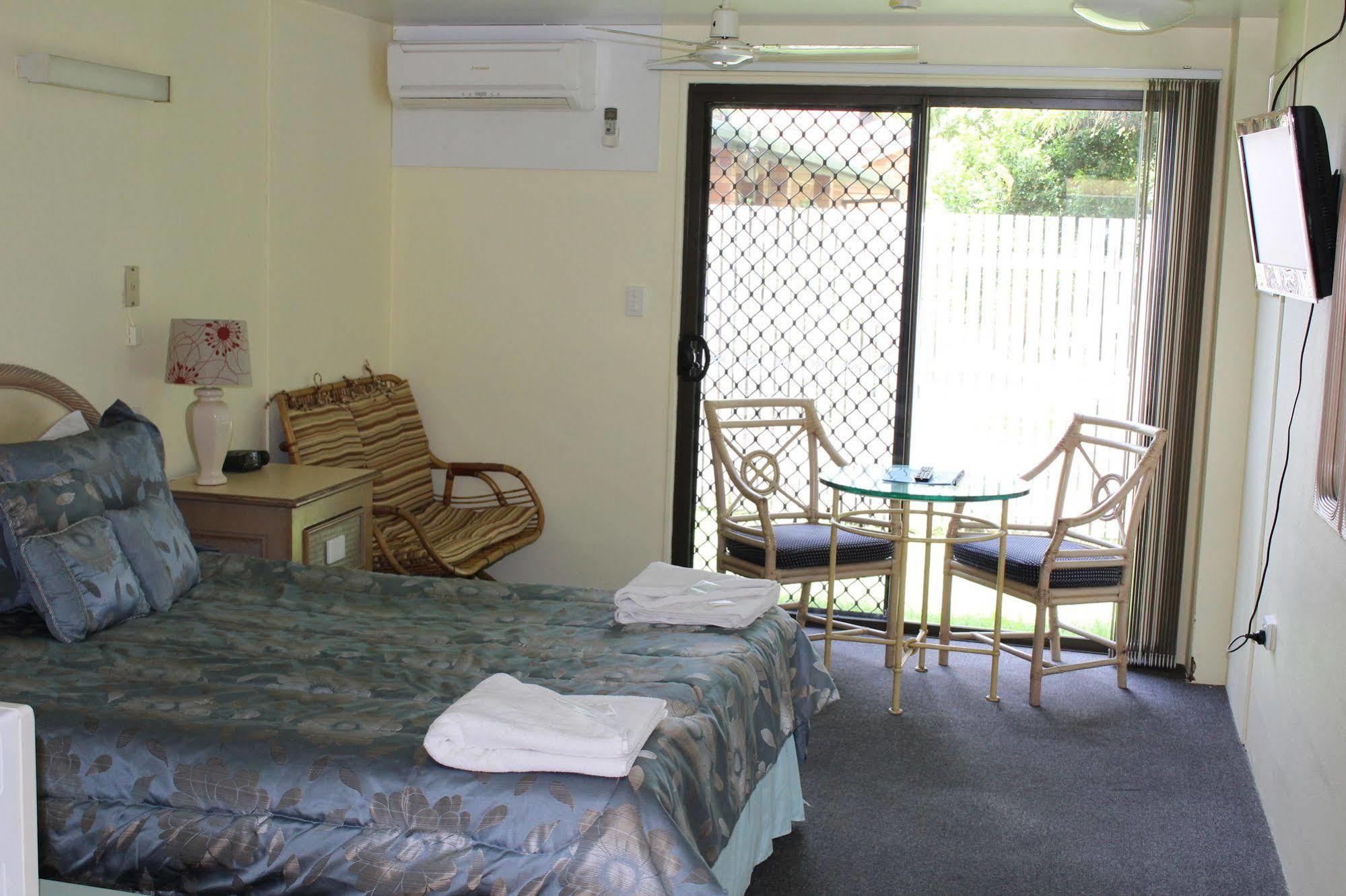 Sun Plaza Motel - Mackay Eksteriør bilde