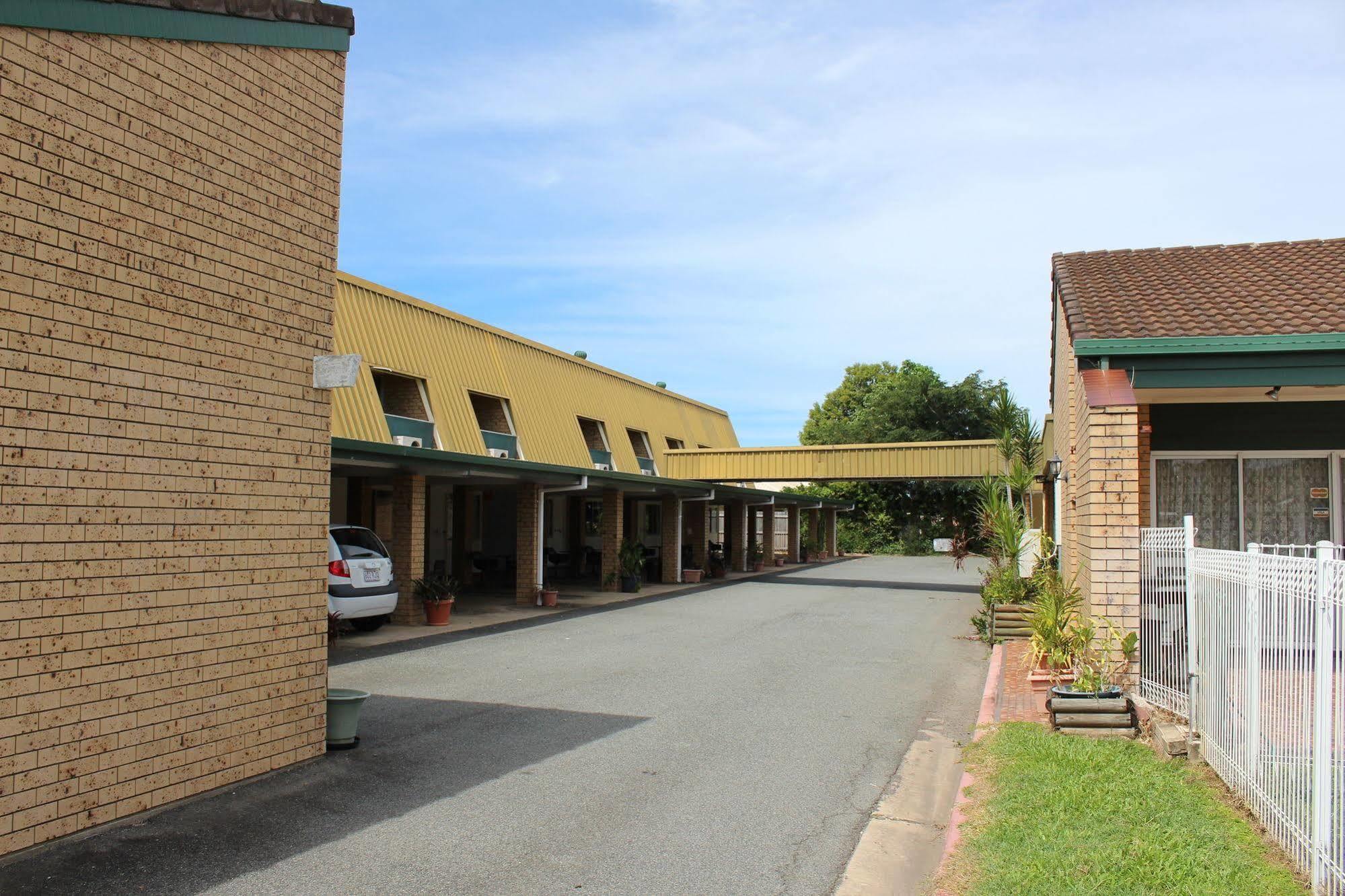 Sun Plaza Motel - Mackay Eksteriør bilde